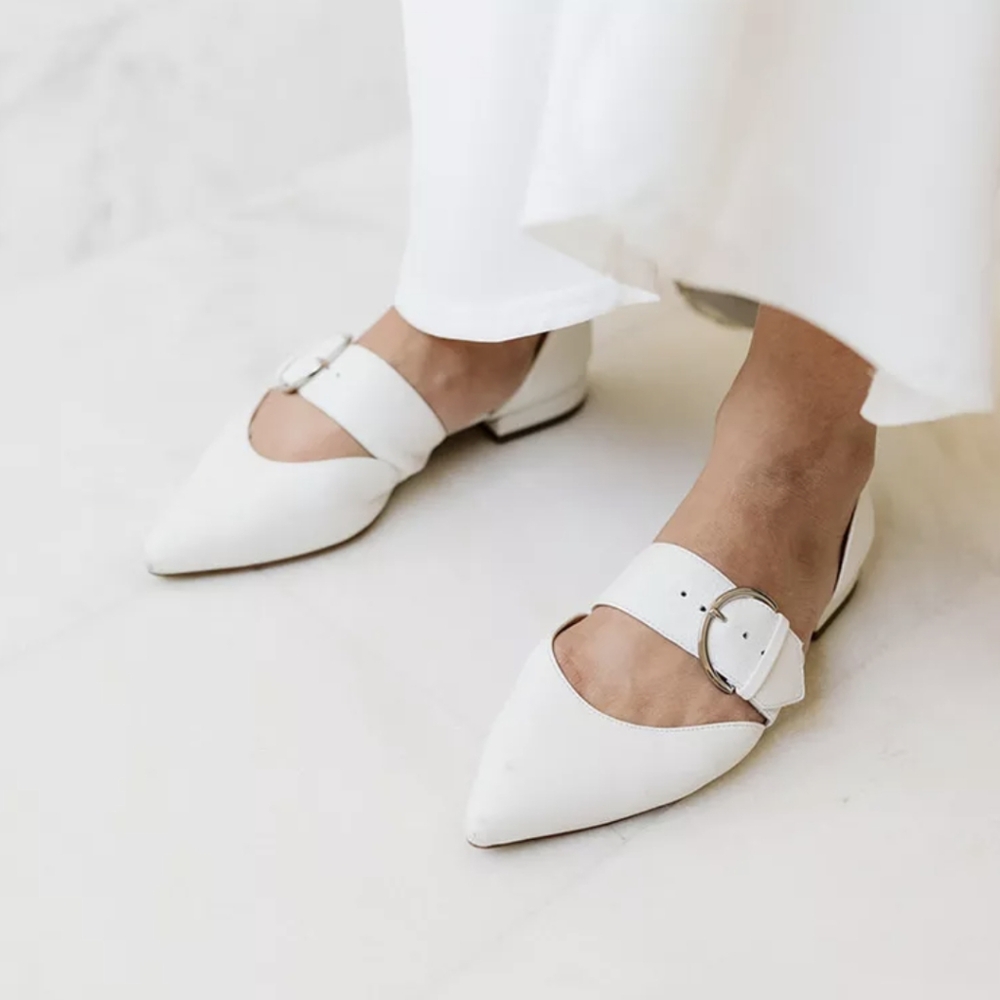 Linea Paolo Dean Pointy Toe Flat/White Leather/Sz 8 1/2